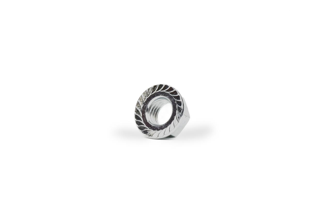 TRC0003NUT